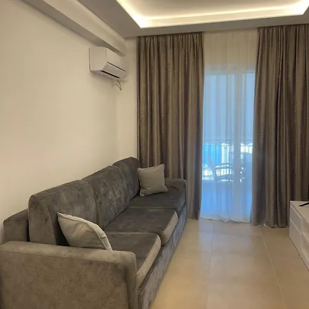 Deluxe Sarande