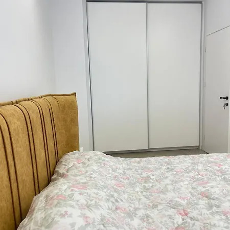 Deluxe Sarande