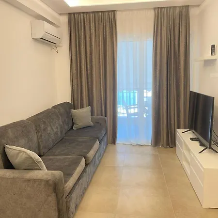 Deluxe Sarande