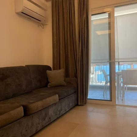 Deluxe Sarande
