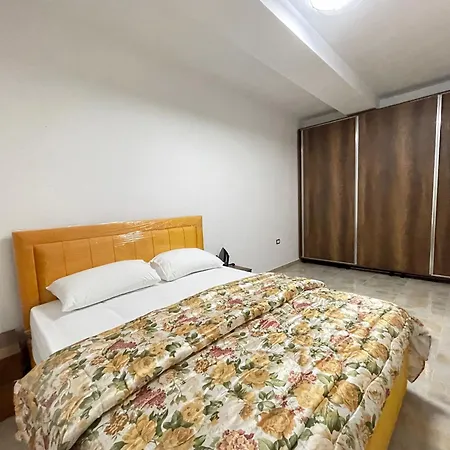 Apartment Deluxe