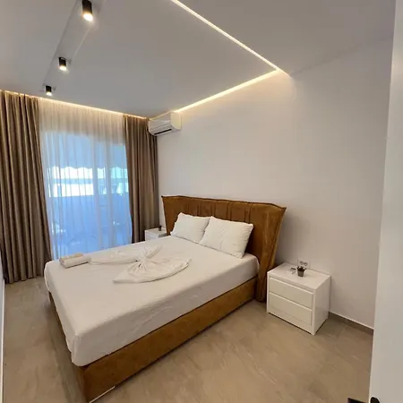 Hera Sea Suites - Saranda Apartment *